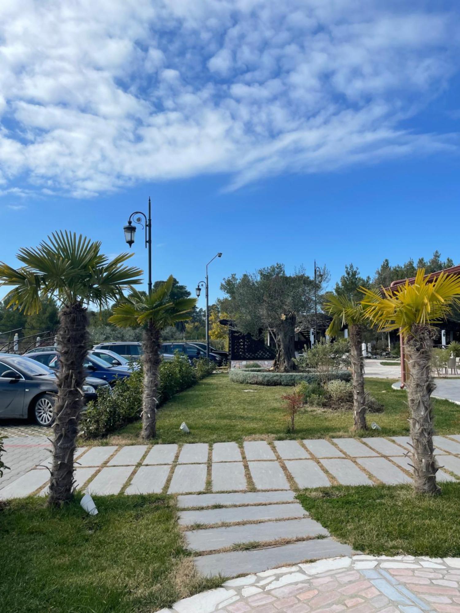 Agroturizem Eldi Hotel Fier Exterior photo